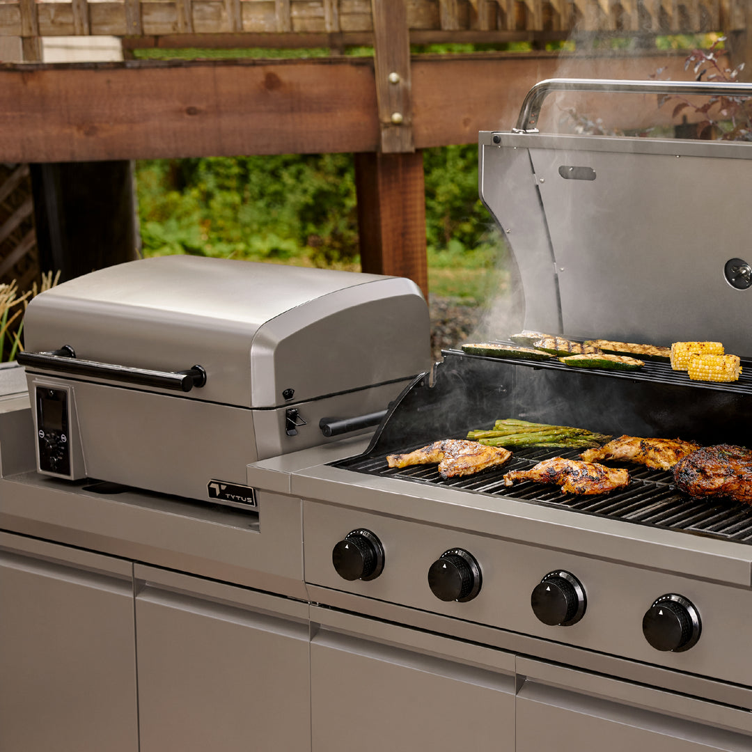 TYTUS Modular Duo with 4-Burner Gas Grill and Pellet Grill